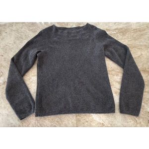 Women's Avellini Gray Cashmere Crew Neck Sweater XL, neck open to sides of shoul